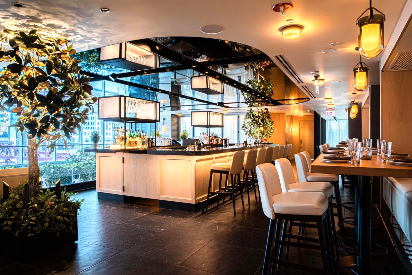 RPM Italian - mezzanine bar