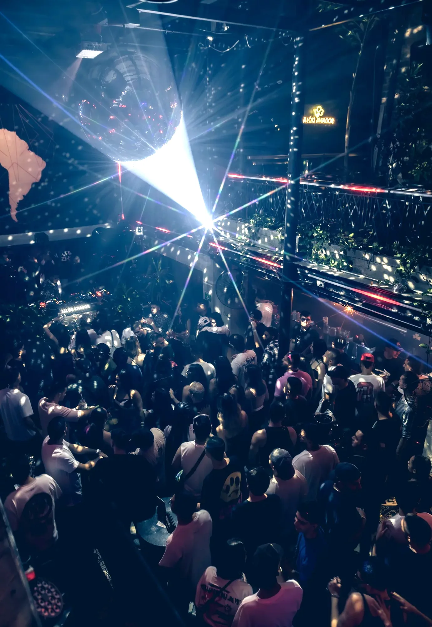 Salon Amador - nightclub in Medellin