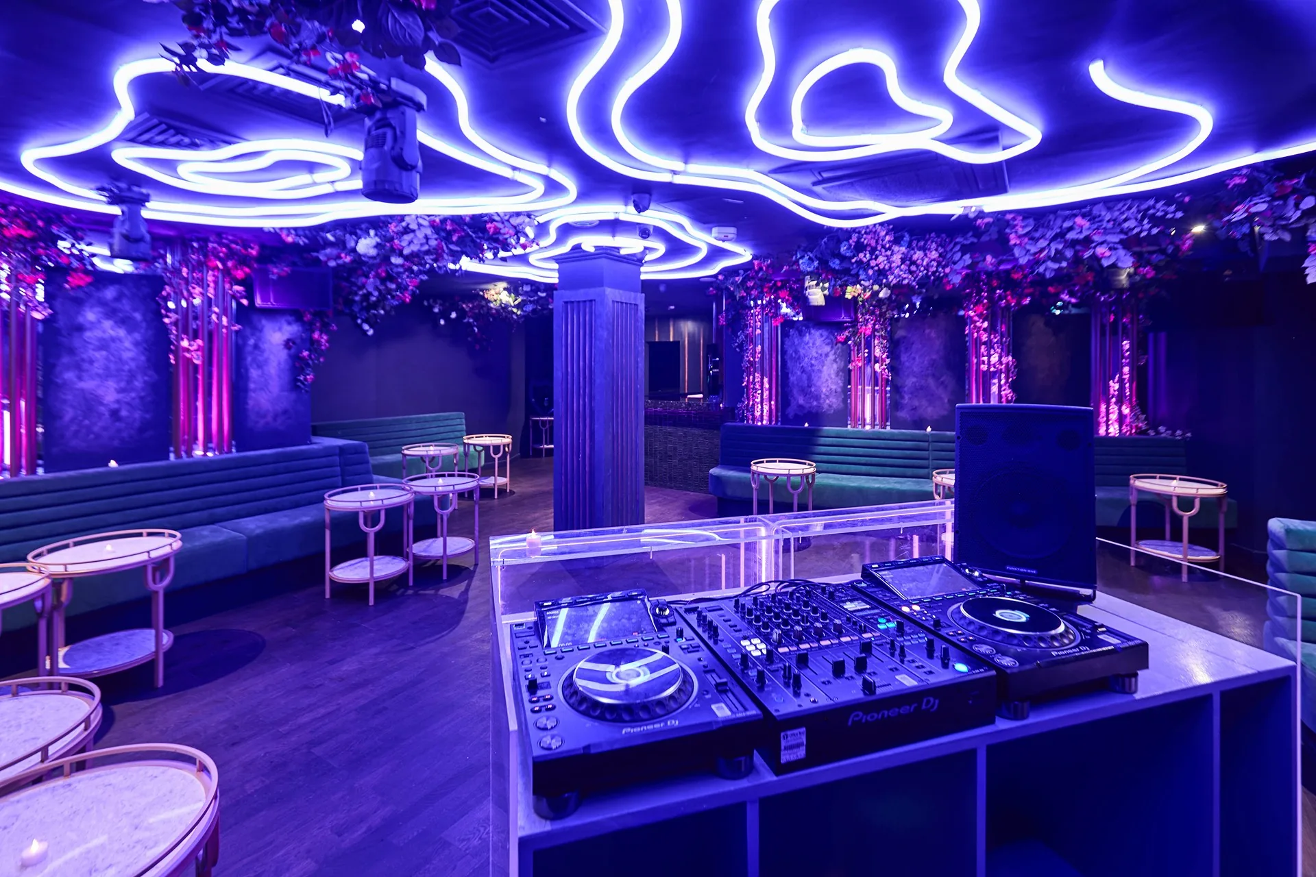 Selene - nightclub in London