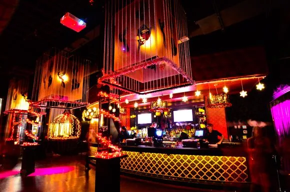 Side bar, nightclubs in San Diego 2