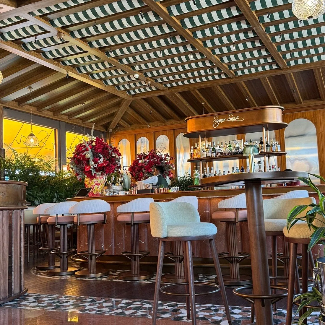 Signor Sassi - terrace bar