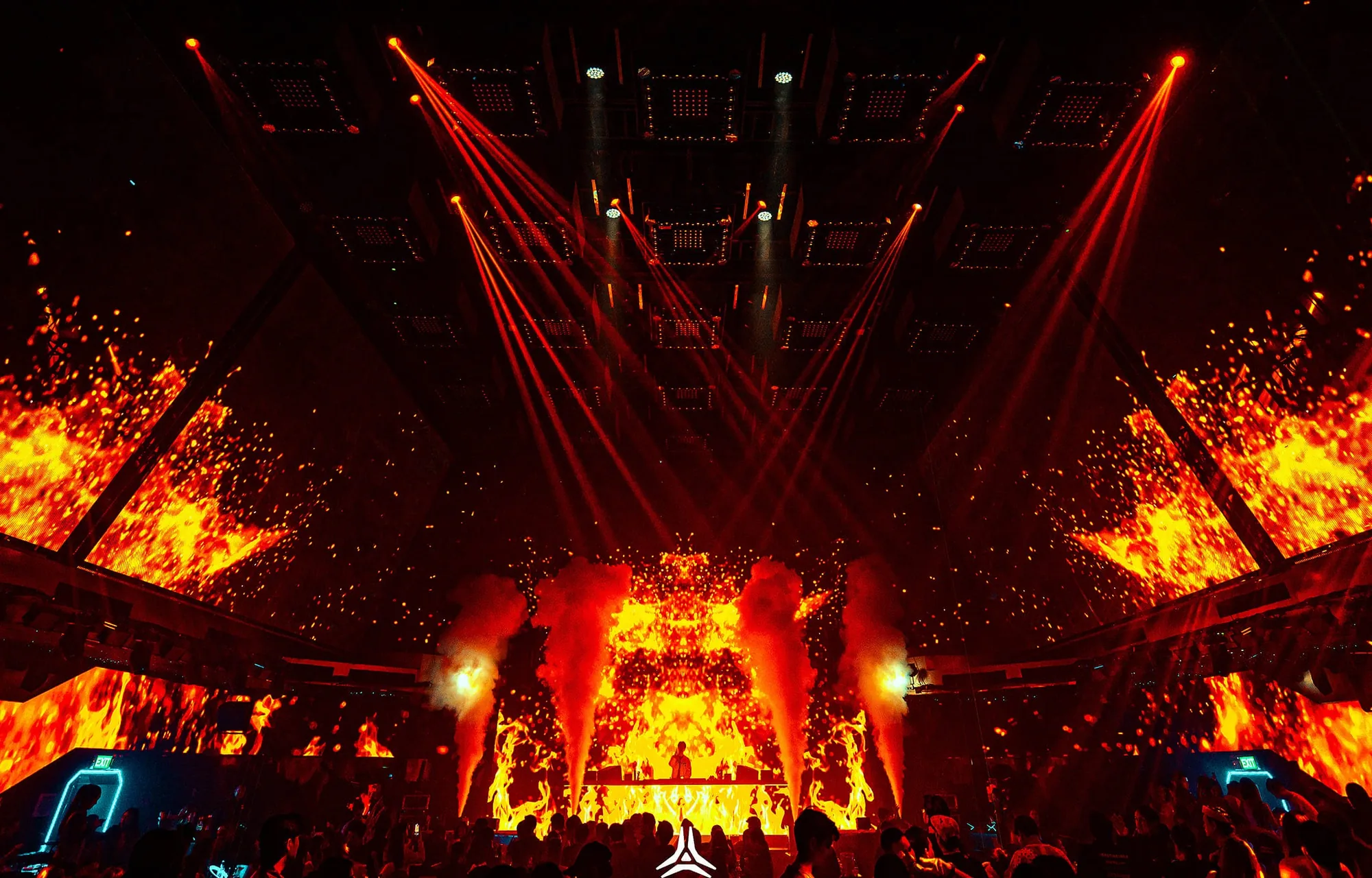 Skylab Bangkok - nightclub