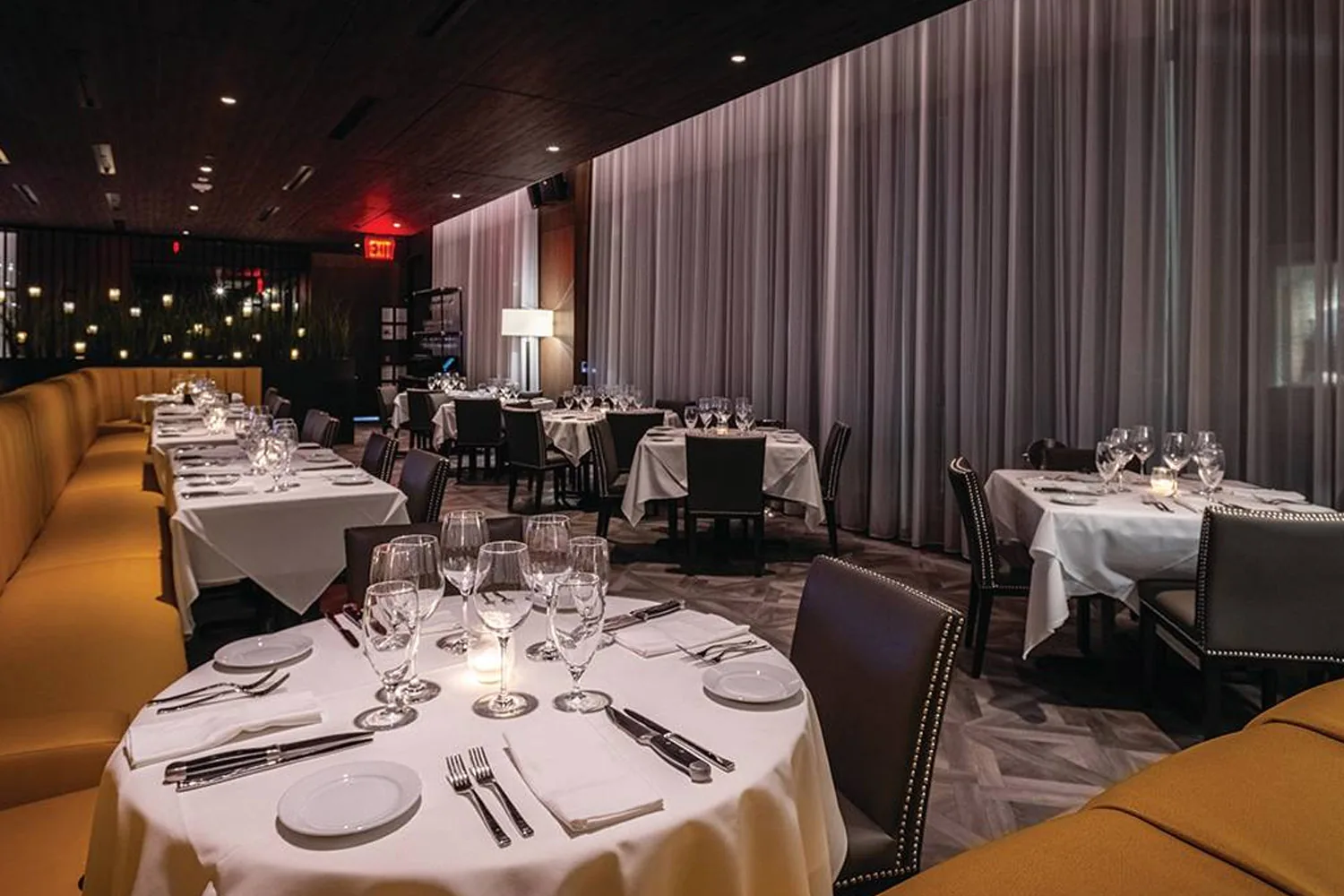 Steak 48 - dining room