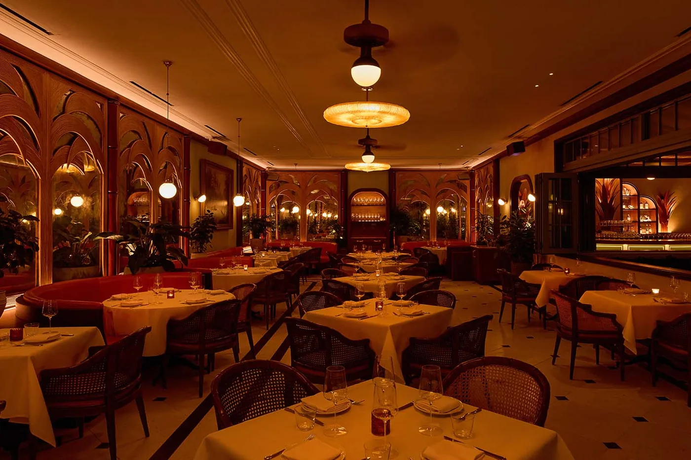 Sunny's Steakhouse - main dining room