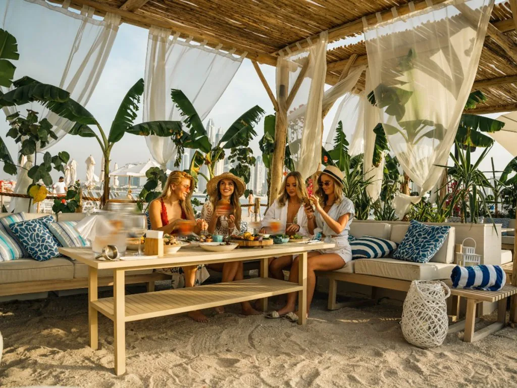 Surf Club - beach club 4