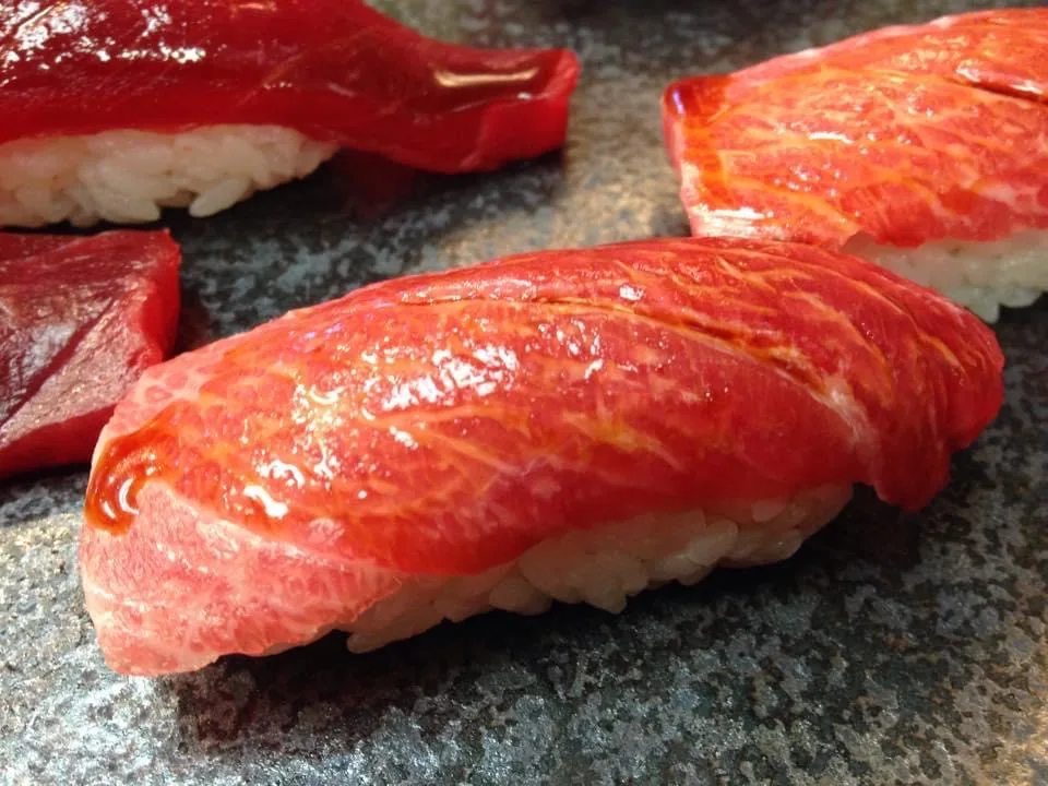 Sushi Bar Maumi - otoro nigiri