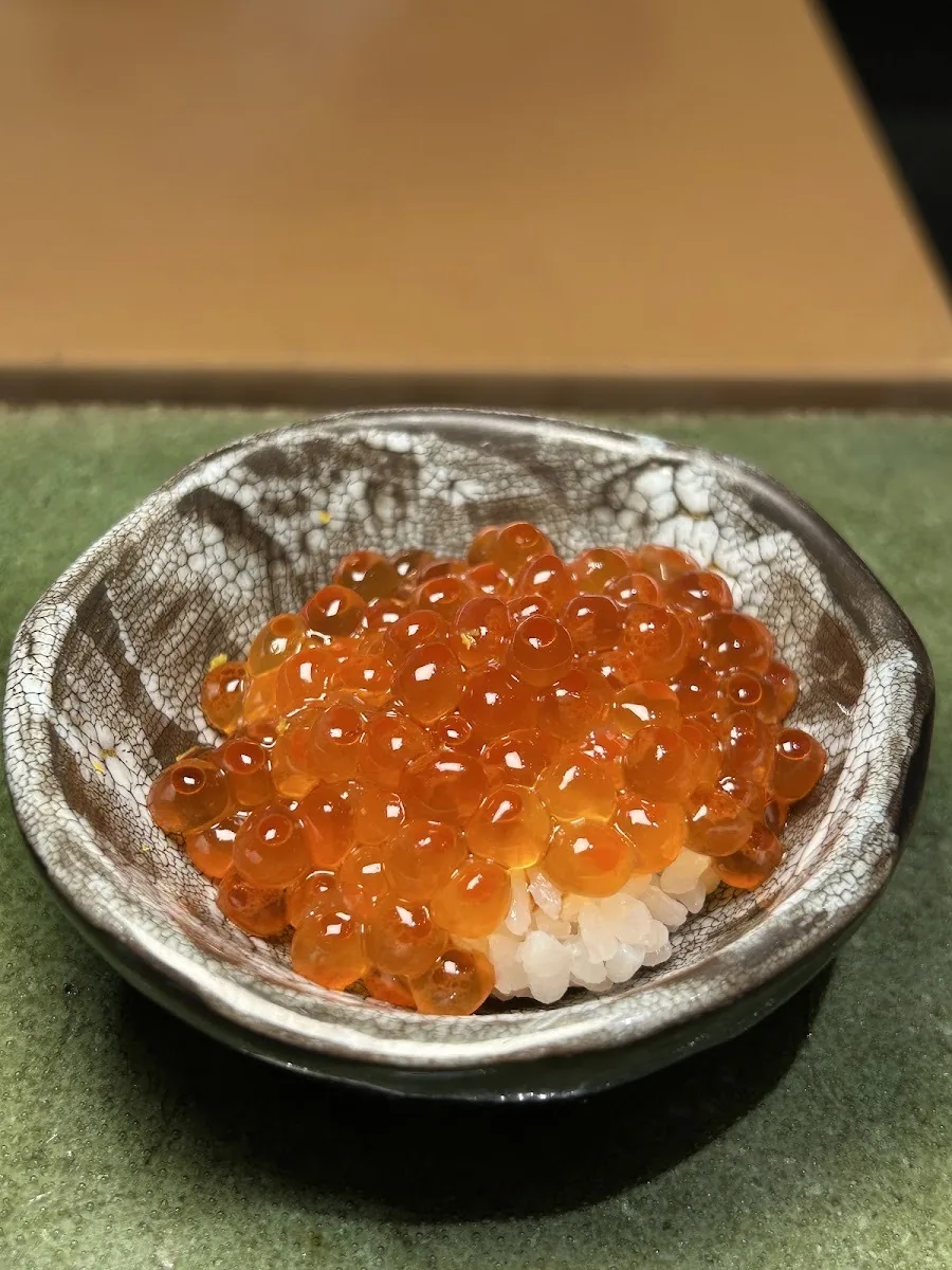 Sushi Ichizu - ikura don