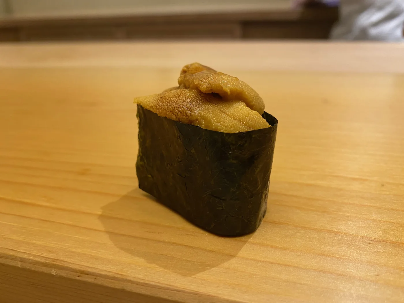 Sushi Noz - murasaki uni nigiri