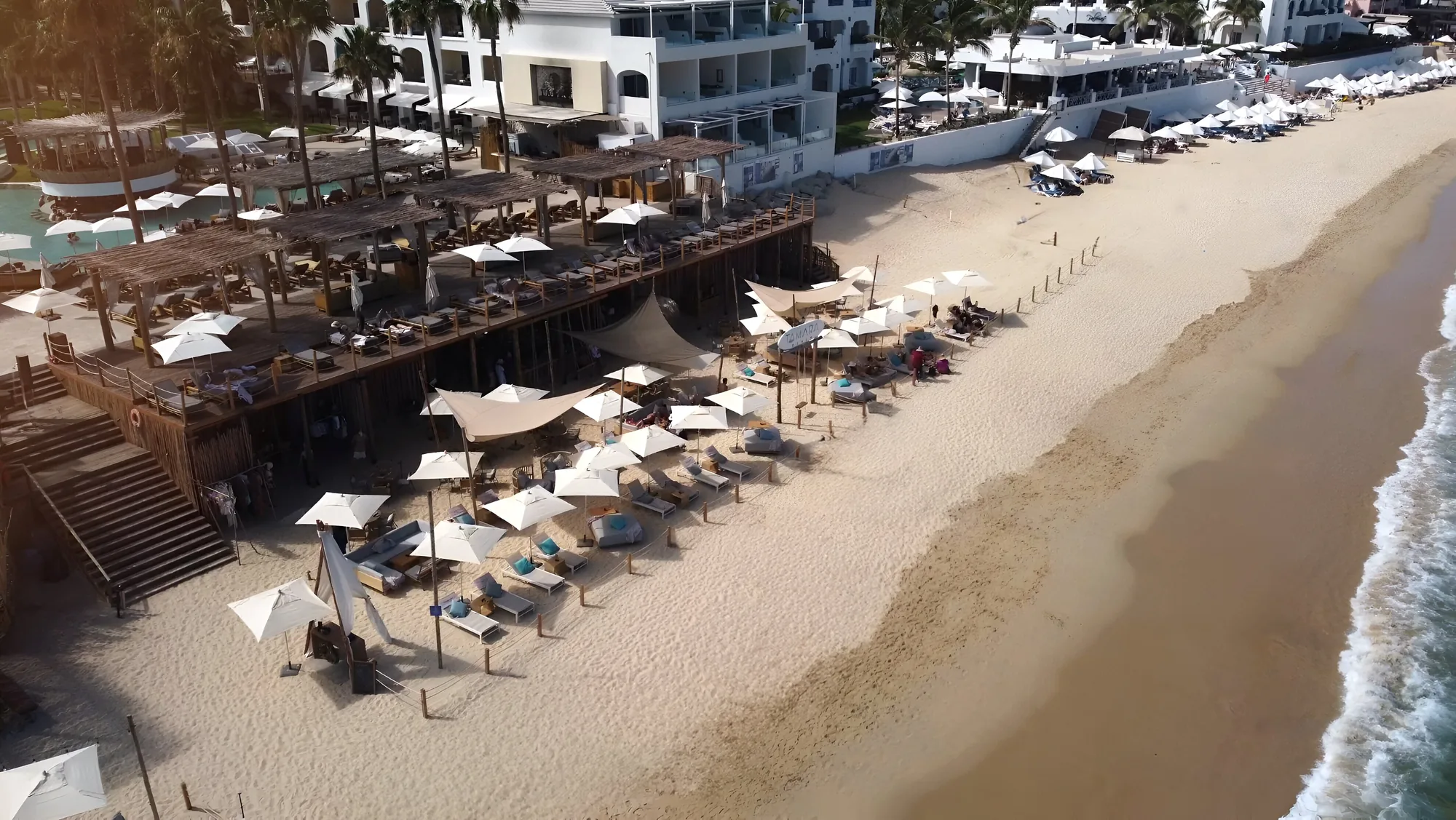 Tamara Beach Club in Los Cabos