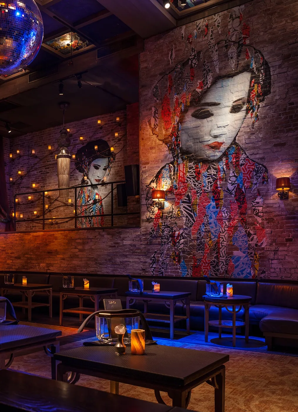 TAO Downtown Nightclub - bottle service booths