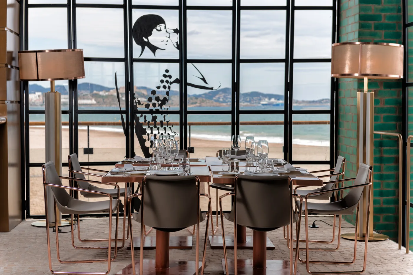 TATEL Ibiza - seafront window