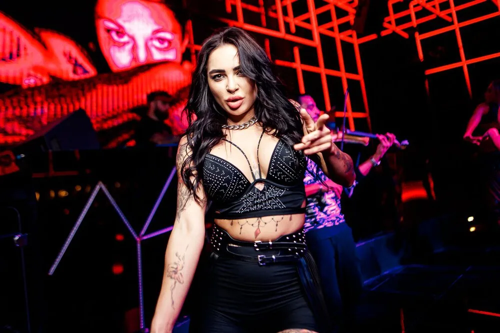 The Avenue - night club 5