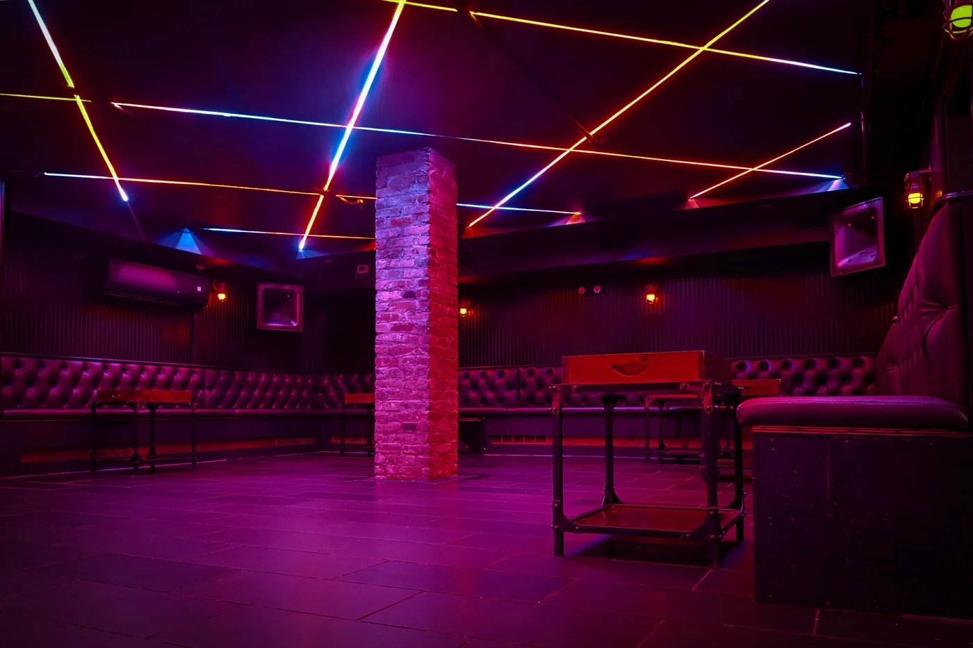 The Concord - sistem illuminated ceiling