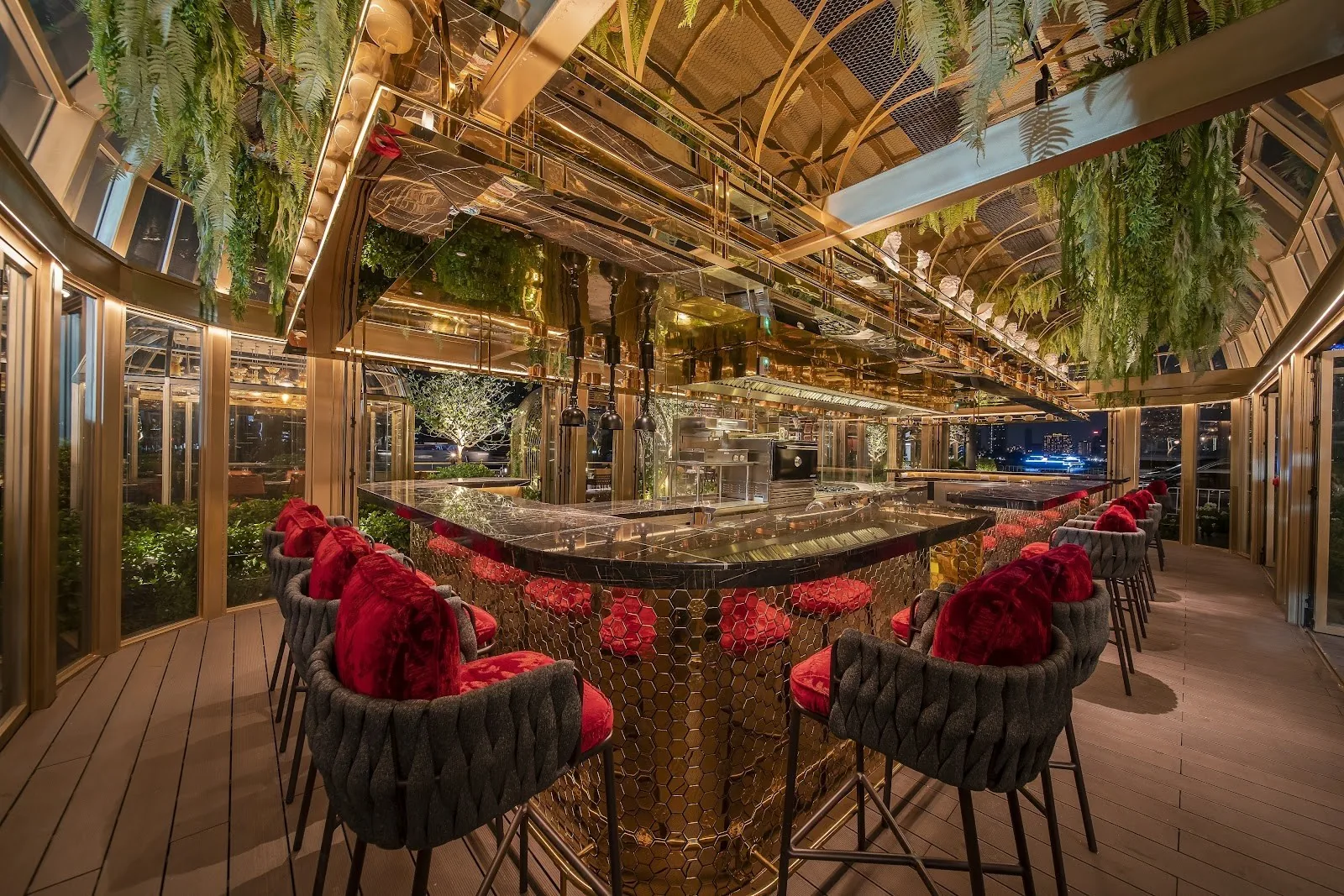 The Crystal Grill House - restaurant in Bangkok