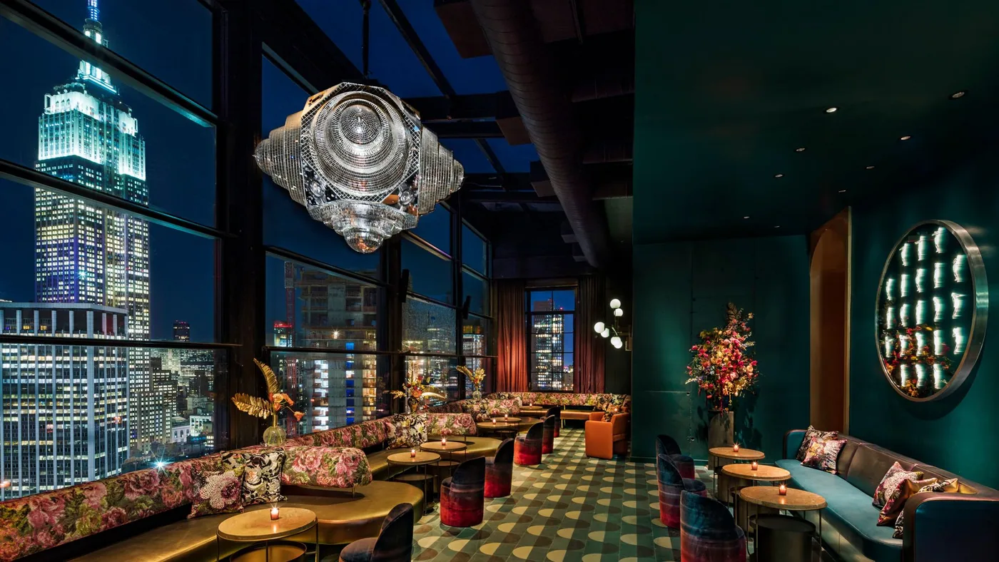 The Fleur Room - glass encased lounge skyline