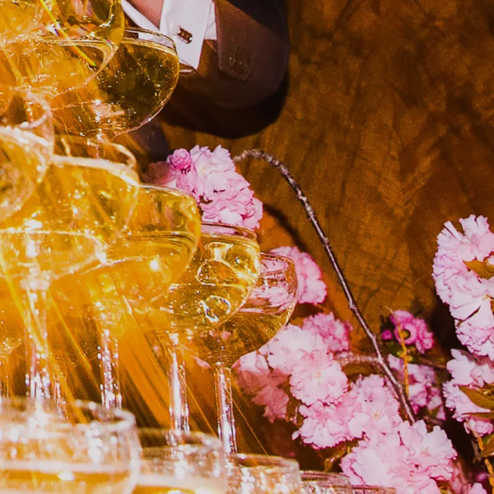 The Grill - bar champagne tower