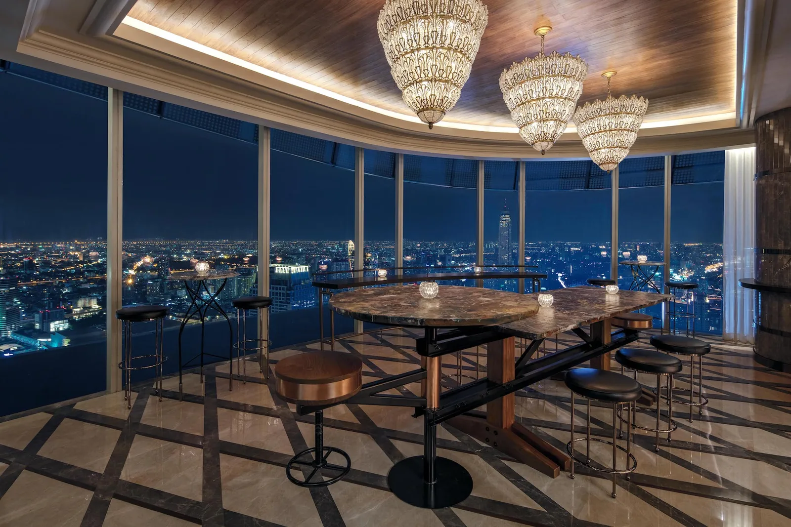 The Loft & Champagne Bar - chandelier corner window city view