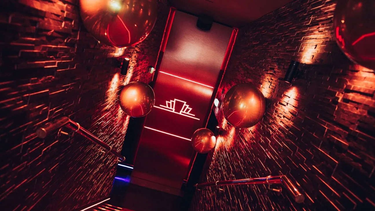 The London Reign - nightclub