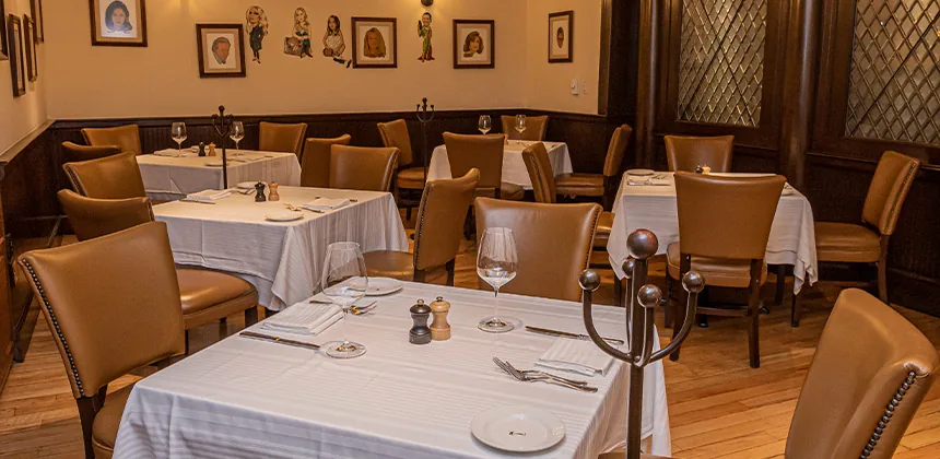 The Palm Polanco - dining room caricature wall