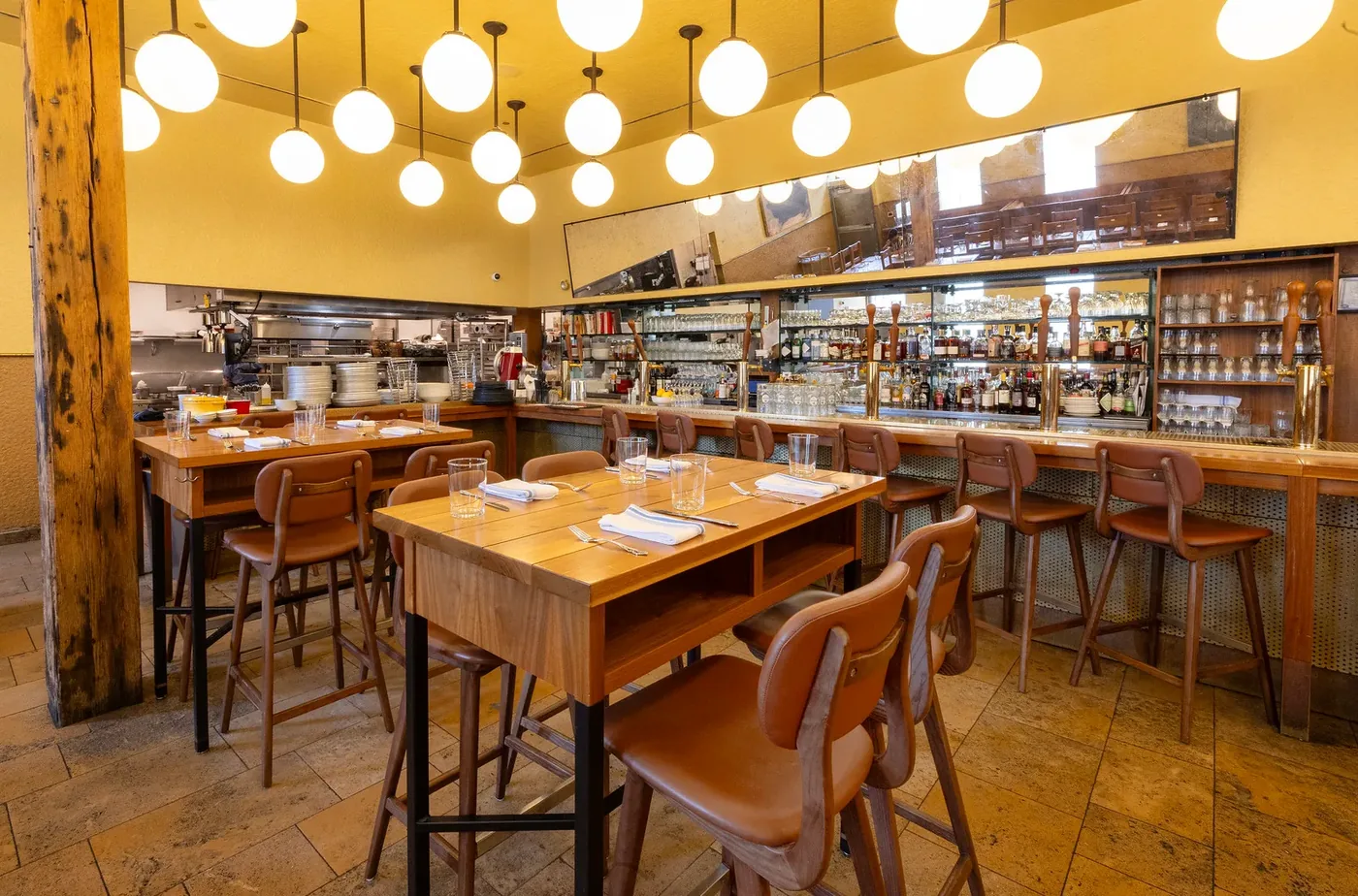 The Publican - communal tables