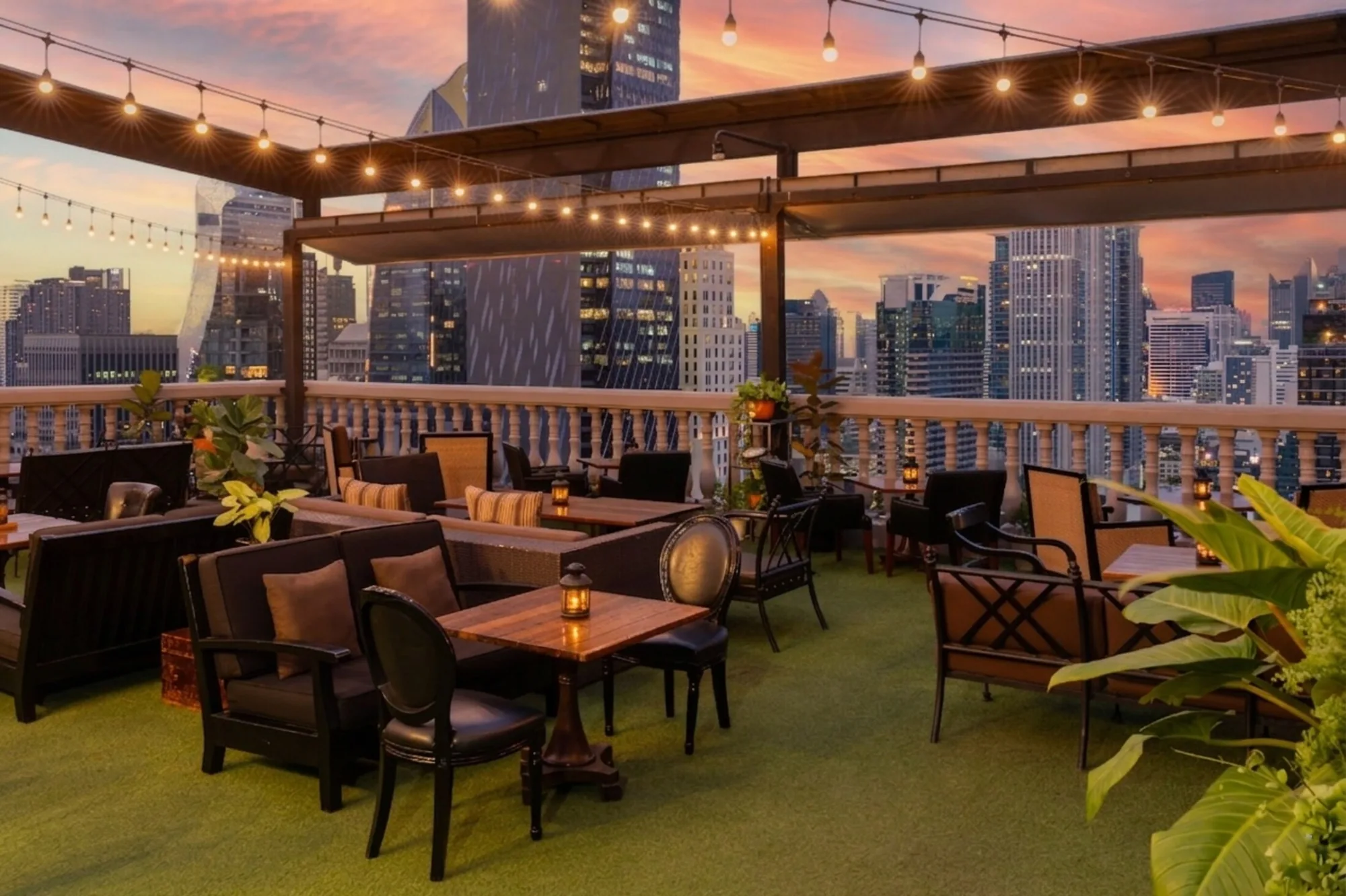 The Speakeasy Rooftop Bar - rooftop bar in Bangkok