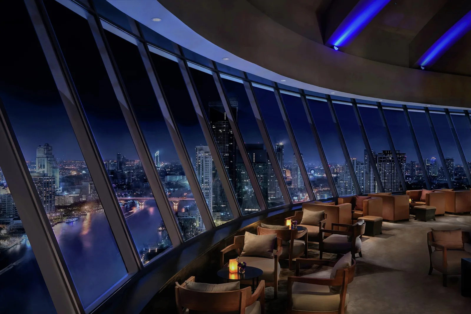 ThreeSixty Lounge - lounge river view night