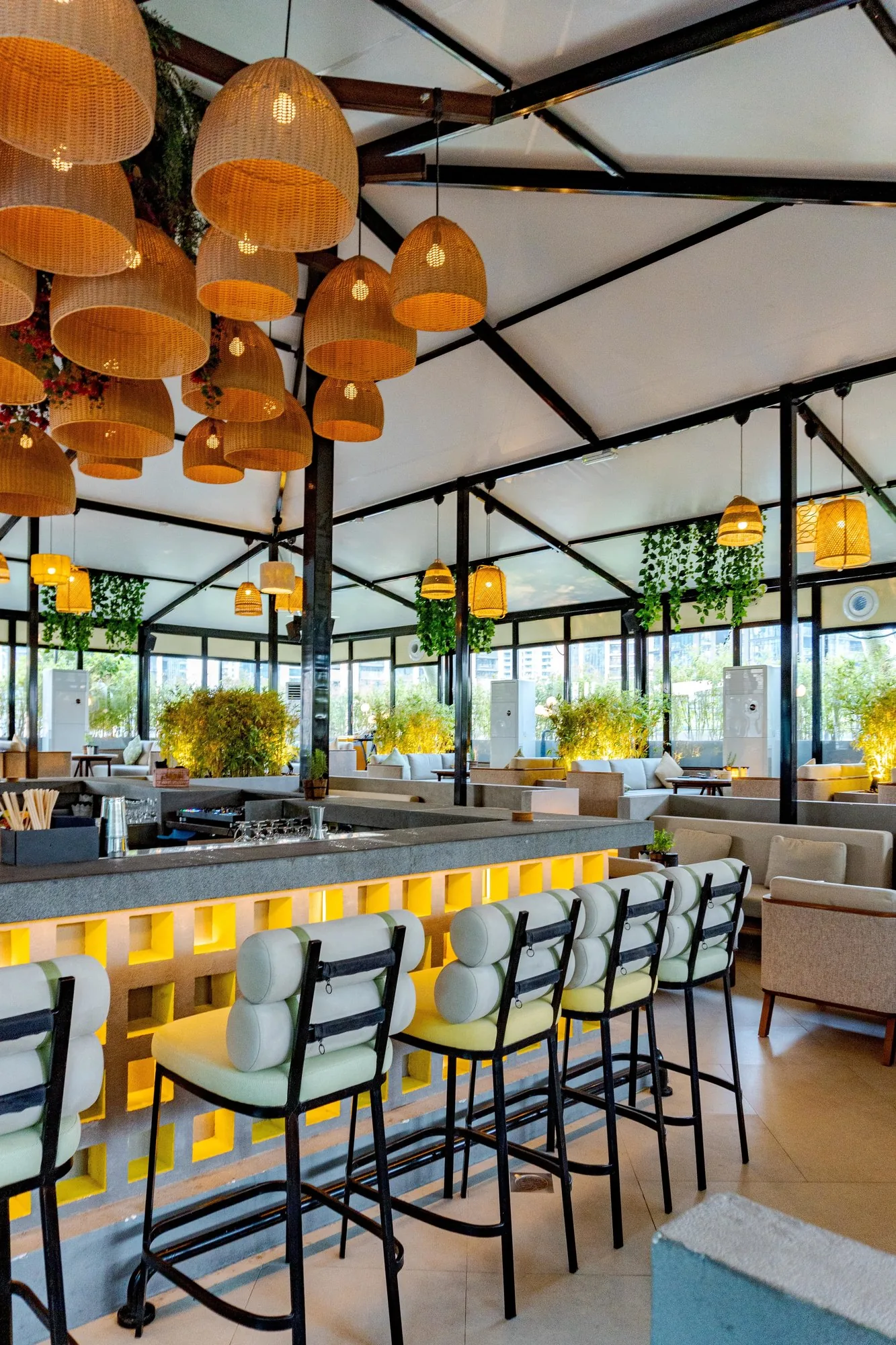 Treehouse Dubai, rooftop bars in Dubai 3