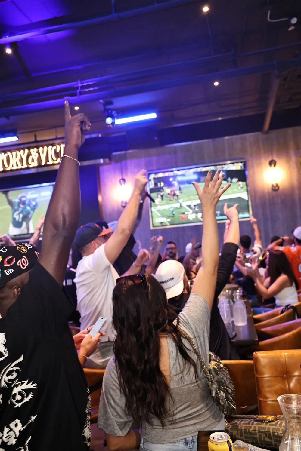 Victory & Vice, nightclubs in Chicago 6