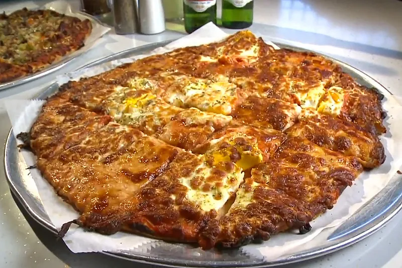 Vito & Nick's Pizzeria - food tavern thinpizza