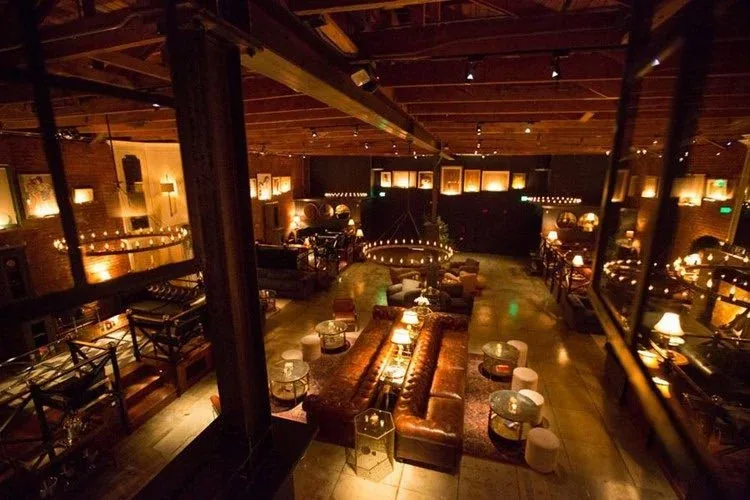 Warwick - lounge