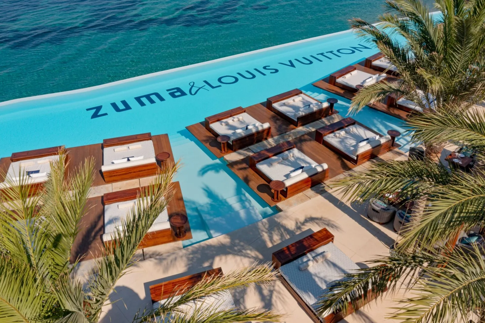 Zuma Pool - japanese restaurant