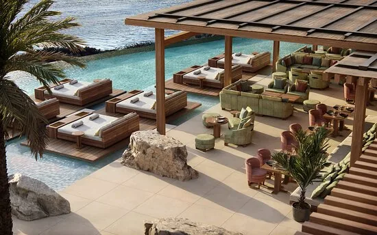 Zuma Pool - japanese restaurant 3
